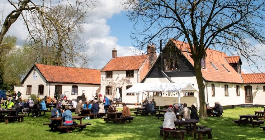 The Lock Inn, Geldeston Lock, The Norfolk Broads