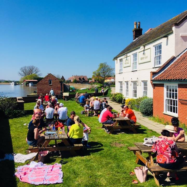 The Ferry Inn, Stokesby, The Norfolk Broads