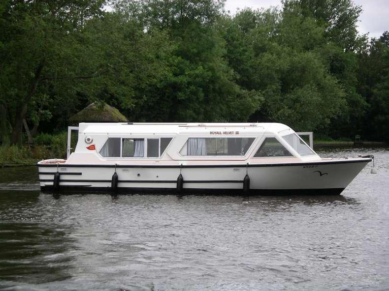 ROYALL VELVET 3 image