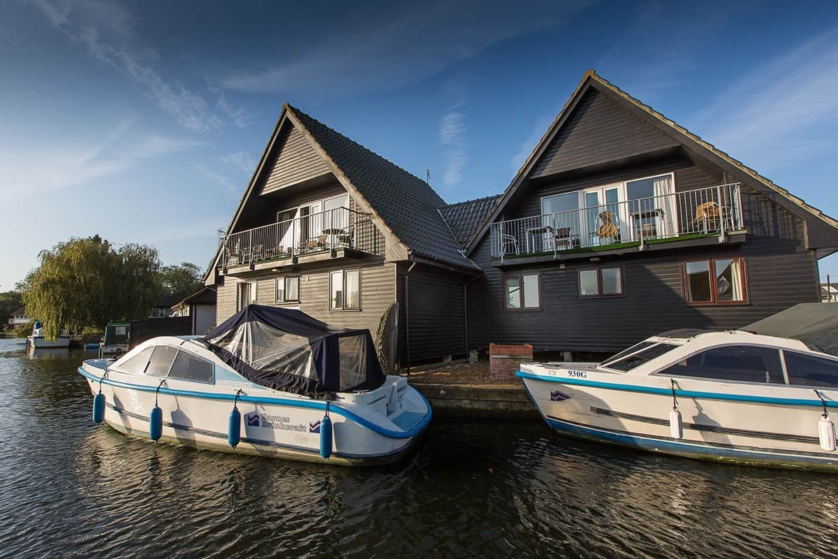 Wroxham Holiday Cottages with Day Boat Hire