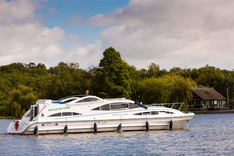 Brinks Rhapsody Electrically Powered ECO Broads Holiday Cruiser Sleeps 6